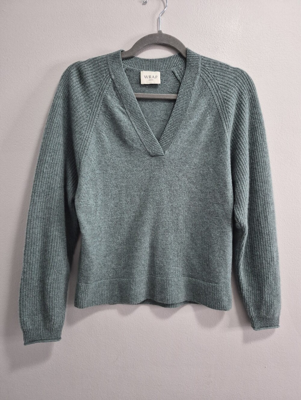 Wrap London V-Neck Sage Cashmere Sweater Size 4